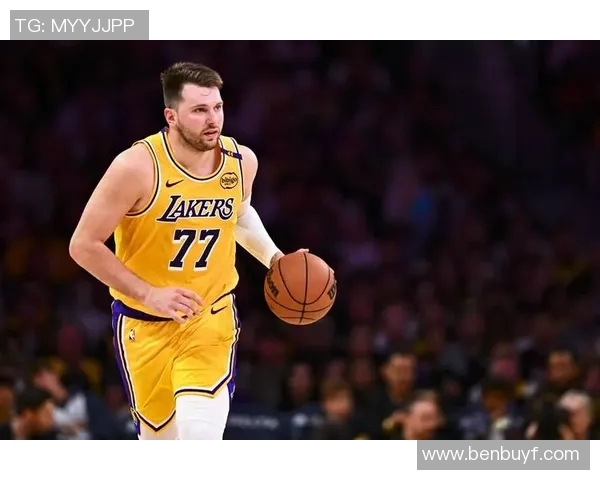 湖人遭遇老鹰重创分析艾顿表现不佳东契奇情绪波动范德彪投篮隐患显现